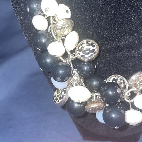 Funky necklace - Picture 3 of 5